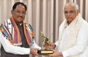 मुख्यमंत्री साय ने गुजरात के मुख्यमंत्री पटेल से की सौजन्य भेंट, विकास के अनुभवों पर हुई चर्चा