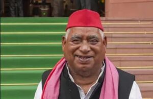 राम मंदिर ध्वजारोहण पर सपा सांसद अवधेश प्रसाद का बयान: ‘सारा कामधाम छोड़कर नंगे पैर जाऊंगा’