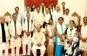 राज्यपाल पटेल से अनुसूचित जाति, जनजाति कल्याण संबंधी संसदीय समिति ने की सौजन्य भेंट
