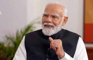 PM मोदी की डिग्री पर फिर गरमी! दिल्ली हाई कोर्ट ने DU से 3 हफ्ते में मांगा जवाब