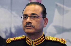 CDF नियुक्ति और सेना प्रमुख पद पर बदलाव के बाद आसिम मुनीर की भूमिका पर सवाल—क्या शहबाज़ सरकार का रुख बदला?