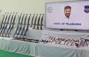 तेलंगाना में नक्सलियों का ऐतिहासिक सरेंडर: CM रेड्डी के सामने 130 माओवादियों ने डाले हथियार