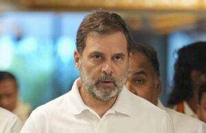 राहुल गांधी के बयान पर बवाल: 200+ पूर्व नौकरशाह और सैन्य अफसरों ने मांगी माफी