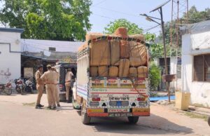 सुलतानपुर में बड़ी कार्रवाई,ट्रक से 15 कुंतल 20 किलो गांजा बरामद