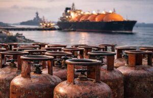 भारत अमेरिकी छूट खत्म होने के बाद भी जारी रखेगा रूसी तेल और LPG की खरीदारी, झुकेगा नहीं