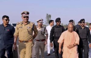 प्रधानमंत्री के प्रस्तावित आगमन की तैयारियों का सीएम योगी ने किया स्थलीय निरीक्षण