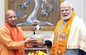 सीएम योगी ने स्वयं यूपी के एक्सप्रेसवे नेटवर्क की दी जानकारी, पीएम ने व्यापक प्लानिंग को सराहा