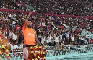 इकाना में दिल्ली कैपिटल्स की दहाड़, एलएसजी के नए लोगो और जर्सी पर भारी पड़ा ‘बाघ’