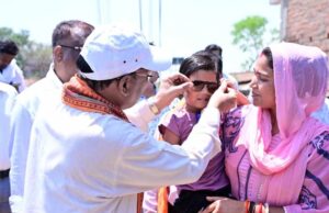 जब मुख्यमंत्री उतरे मैदान में: सुशासन तिहार में बच्चों संग खेला क्रिकेट, बढ़ाया हौसला