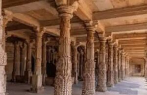 भोजशाला :सर्वे में मिले ऐतिहासिक तांबे के सिक्के और शिलालेख, ASI ने पेश की 2189 पेज की रिपोर्ट