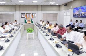 योगी सरकार के स्टेट रिव्यू मिशन से स्वास्थ्य सेवाओं में हो रहा सुधार, बढ़ा जनता का भरोसा