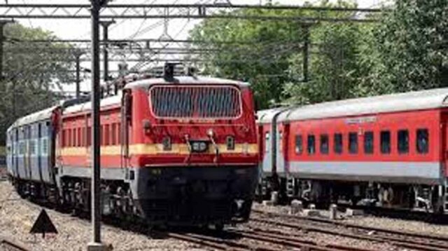 Train-3.jpg