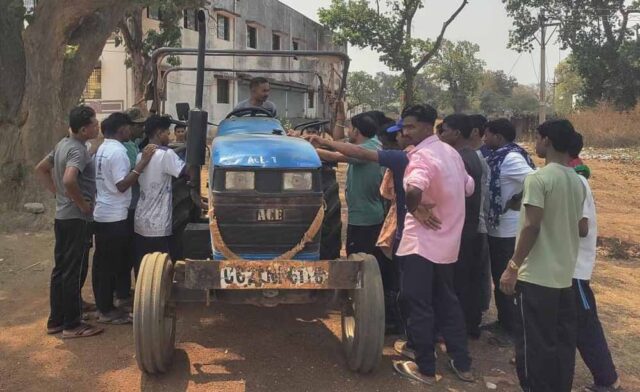 naxal_sam-2.jpg