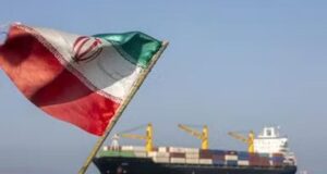 US-Iran Deal का असर: 2 महीने बाद खुला होर्मुज मार्ग, फिर शुरू हुआ ईरानी तेल का निर्यात
