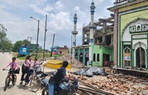 UP में बड़ा एक्शन: वाराणसी, गाजियाबाद और आगरा में मस्जिद, मदरसा और मजार को लेकर कार्रवाई