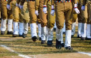 यूपी पुलिस कॉन्स्टेबल 2026: आसान पेपर के बाद संभावित कटऑफ कितनी जा सकती है?