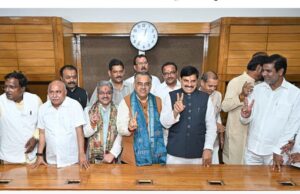 MP राज्यसभा चुनाव: भाजपा उम्मीदवार तरुण चुघ और रजनीश अग्रवाल ने भरा नामांकन, CM मोहन यादव रहे मौजूद