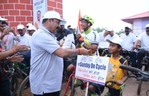 उपमुख्यमंत्री अरुण साव ने सायकल चलाकर फिटनेस और पर्यावरण संरक्षण का दिया संदेश