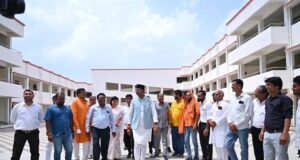 प्रधानमंत्री मोदी के 12 वर्ष पूर्ण होने पर मंत्री सारंग ने नरेला शासकीय महाविद्यालय में विद्यार्थियों से किया संवाद