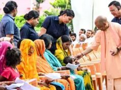 जनता दर्शन में योगी सख्त, बोले- भूमाफियाओं पर एफआईआर कर भेजें जेल