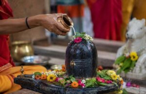 सावन 2026 में पड़ेंगे 4 सोमवार, जानें पूरी तारीख और महत्व