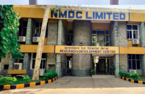 रायपुर में NMDC कार्यालय पहुंची संसदीय राजभाषा समिति, हिंदी के प्रभावी क्रियान्वयन का लिया जायजा