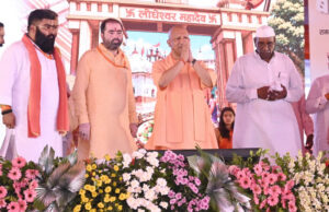 सपा-कांग्रेस से सावधान और सतर्क रहेंगे तो सुरक्षित रहेंगे, इनसे सटेंगे तो खतरा बढ़ेगाः सीएम योगी