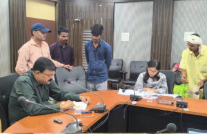 जनसुनवाई में अपर कलेक्टर ने 41 आवेदकों की सुनी समस्याएं