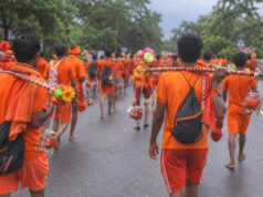 हर-हर महादेव का उद्घोष, कंधों पर आस्था लिए बढ़ चले शिवभक्त