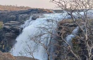 यूपी के चंदौली में परना जलप्रपात को मिलेगा नया पर्यटन स्वरूप