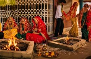 अमरोहा में तीन बहनों ने एक युवक से की शादी, सोशल मीडिया पर मचा बवाल
