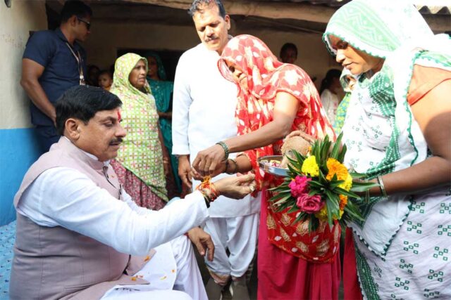 rAKHI_02-1.jpg