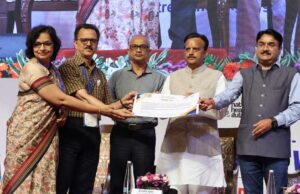 डिजिटल स्वास्थ्य सेवाओं से अंतिम छोर के व्यक्ति तक उन्नत स्वास्थ्य सेवाओं की सहज पहुंच होगी सुनिश्चित : उप मुख्यमंत्री शुक्ल