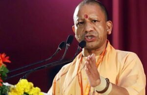 संसद में सनातन के अपमान पर CM योगी का हमला, बोले- ‘चंदा चोरी में साधु-संतों की कोई भूमिका नहीं’