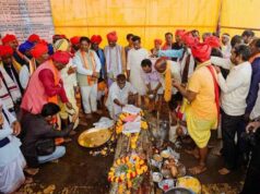 Bastar दशहरा की पहली रस्म शुरू, जंगल से साल की लकड़ी लाकर मां दंतेश्वरी को किया समर्पित