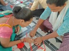 बंदूक छोड़ राखी बना रहीं नक्सली बहनें, बदल रही जिंदगी की राह