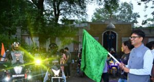 स्वतंत्रता दिवस की पूर्व संध्या पर रायगढ़ में निकला भव्य तिरंगा फ्लैग मार्च