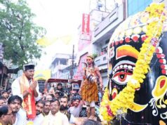 हर हर महादेव’ के जयघोष से गूंजा नरेला, मंत्री विश्वास सारंग की अगुवाई में निकली बाबा महाकाल की भव्य शाही सवारी