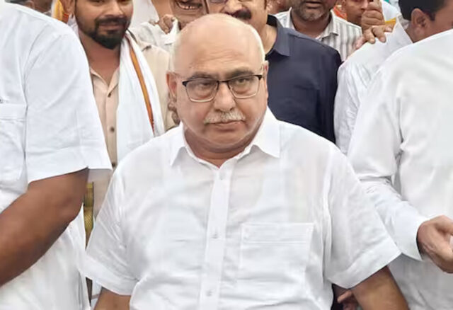 Hemant_KhandelwalA_117_1.jpg