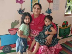 ममता, समर्पण और संकल्प की मिसाल बनीं आंगनवाड़ी कार्यकर्ता शर्मिला ठाकुर