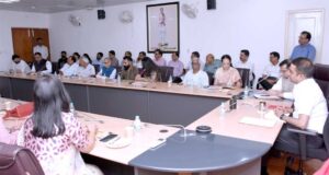 सरकार की जनकल्याणकारी योजनाओं और उपलब्धियों की जानकारी जनता तक पहुंचाना हमारी जिम्मेदारी : सूचना निदेशक