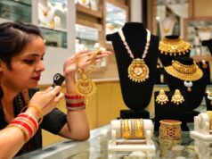 Gold Rate: सोने की कीमतों में फिर तेजी, ₹1.54 लाख के पार पहुंचा गोल्ड
