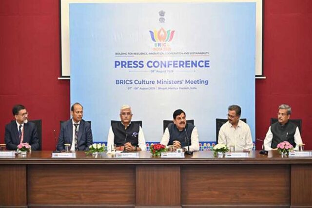 pRESS_01-1.jpg