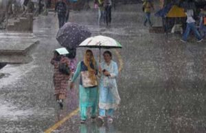 आज 21 राज्यों में भारी बारिश का अलर्ट, 75 KM की रफ्तार से आंधी मचाएगी तबाही