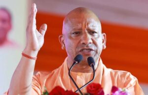 स्कूलों में बेटियों को गरिमा के साथ मिलेगी सुविधा, मास्टर ट्रेनर तैयार कर रही योगी सरकार