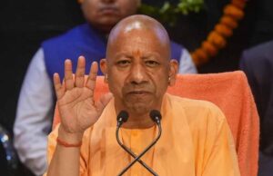कानून से खिलवाड़ करने वालों की धज्जियां उड़ा देंगे : सीएम योगी