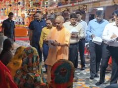 बारिश के बीच CM योगी का जनता दर्शन, करीब 200 फरियादियों की सुनी समस्याएं