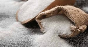 Sugar Price: त्योहार से पहले चीनी के दाम घटे, 65 से 58.5 रुपये किलो हुई कीमत