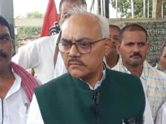 SP MLC के विवादित बयान से गरमाई UP की सियासत, बोले- अखिलेश कुत्ते के गले में घंटी बांध दें तो…