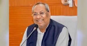 अखिलेश मल्लाह समाज के बेटे को विधान परिषद का नेता बनाते तो वह निषाद समाज की आवाज उठाता: मंत्री संजय निषाद
